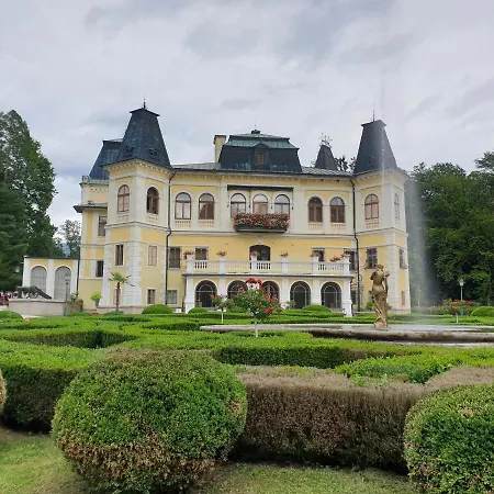 Nad Kostolom