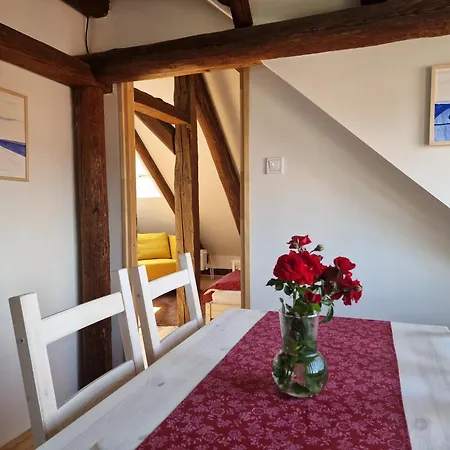 Nad Kostolom Appartement *