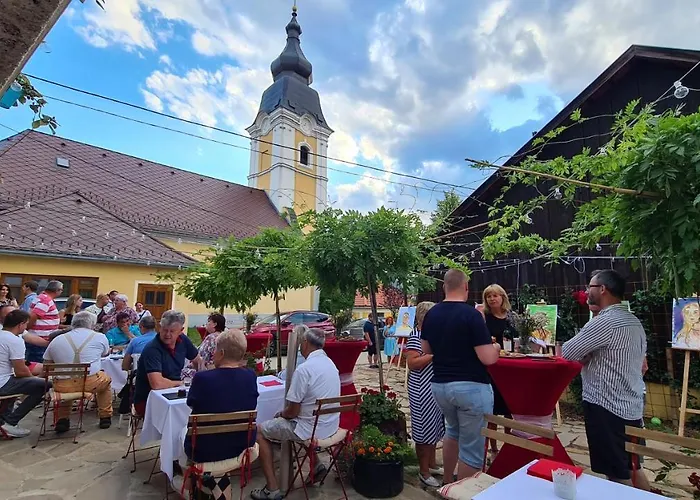 Nad Kostolom Appartement